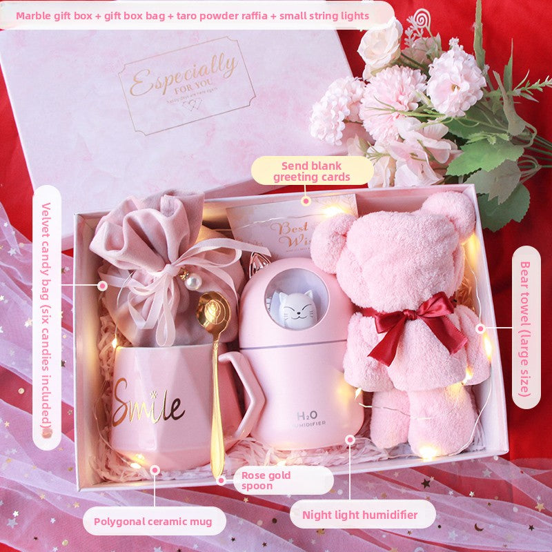 New Year Celebration Mug Gift Set – Elegant Ceramic Souvenir Mug