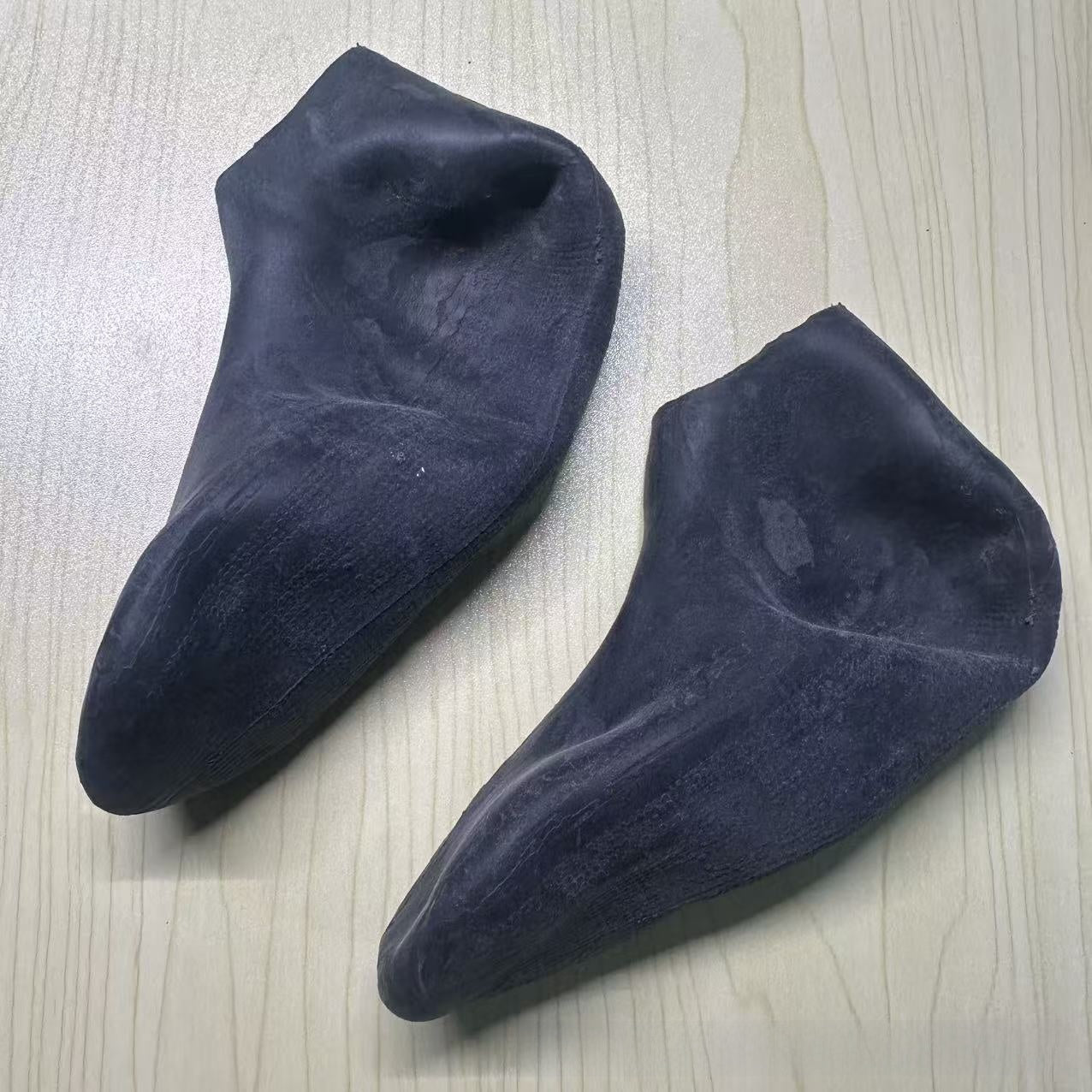 Silicone Moisturizing Heel Socks – Reusable Anti-Crack Foot Sleeve
